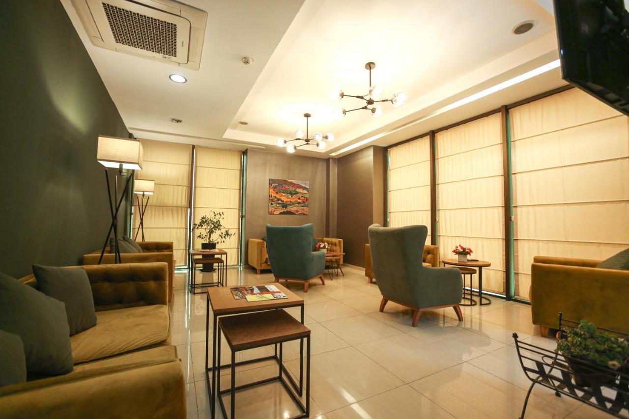 Dolabauri Hotel Тбилиси Екстериор снимка