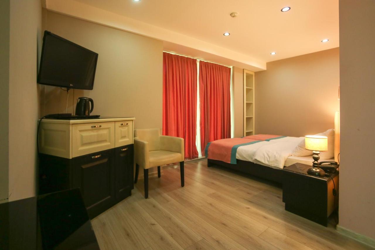 Dolabauri Hotel Тбилиси Екстериор снимка