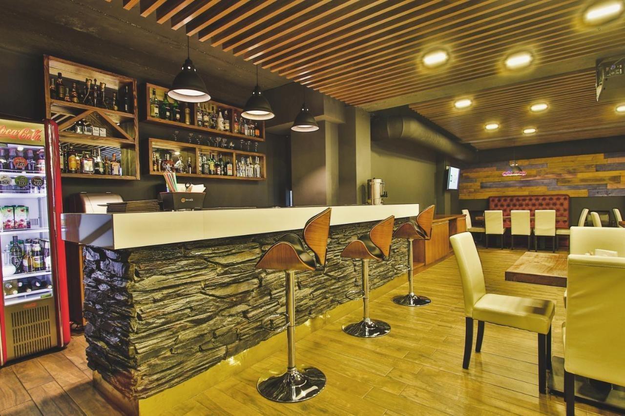Dolabauri Hotel Тбилиси Екстериор снимка