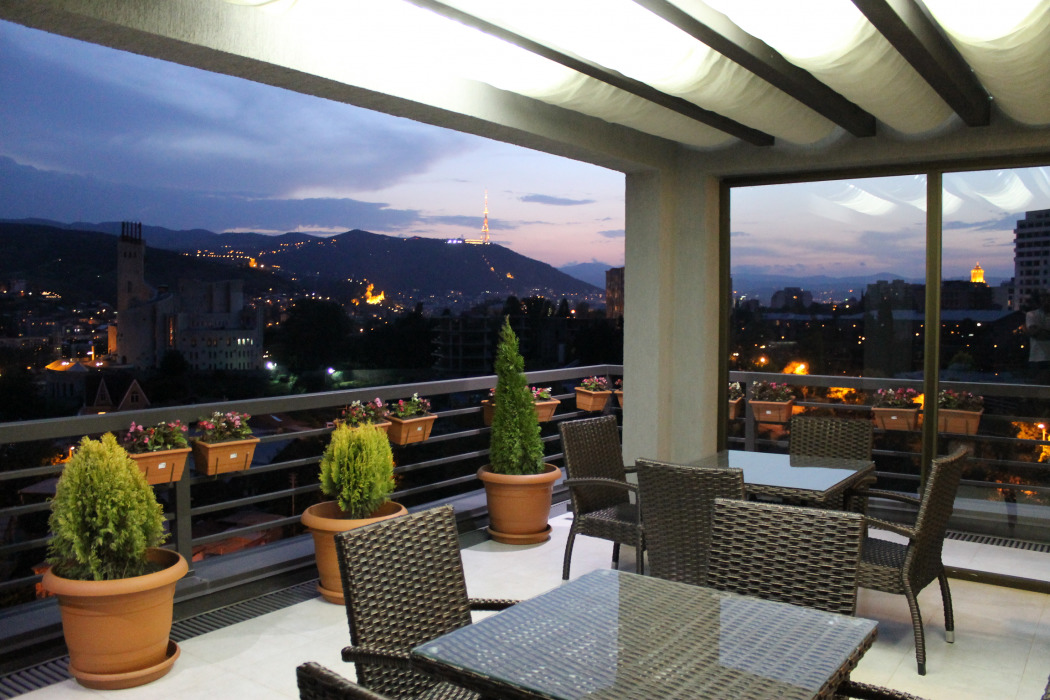Dolabauri Hotel Тбилиси Екстериор снимка