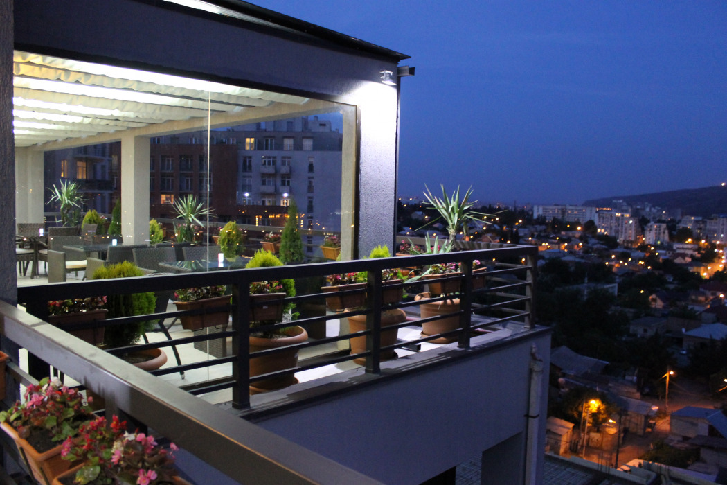 Dolabauri Hotel Тбилиси Екстериор снимка