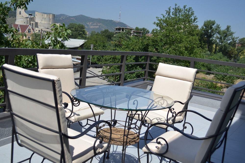 Dolabauri Hotel Тбилиси Екстериор снимка