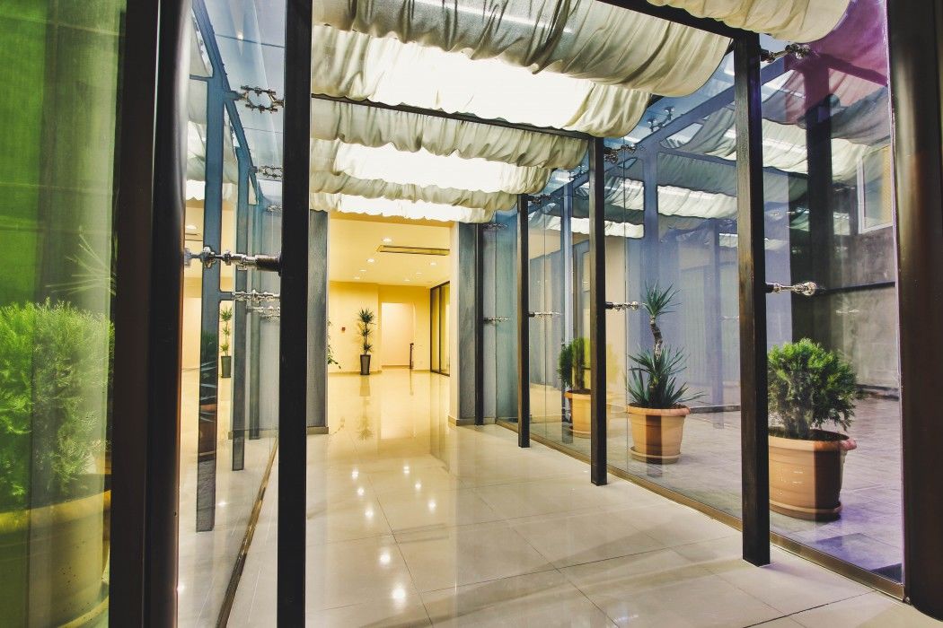 Dolabauri Hotel Тбилиси Екстериор снимка