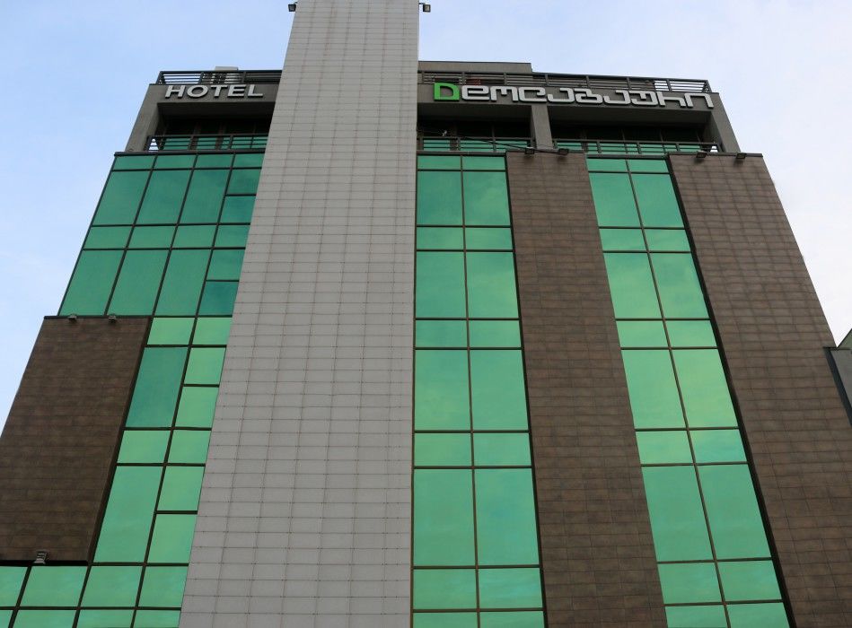 Dolabauri Hotel Тбилиси Екстериор снимка