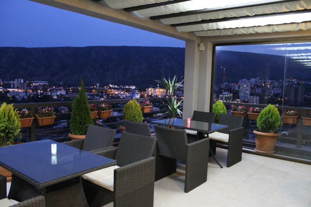 Dolabauri Hotel Тбилиси Екстериор снимка